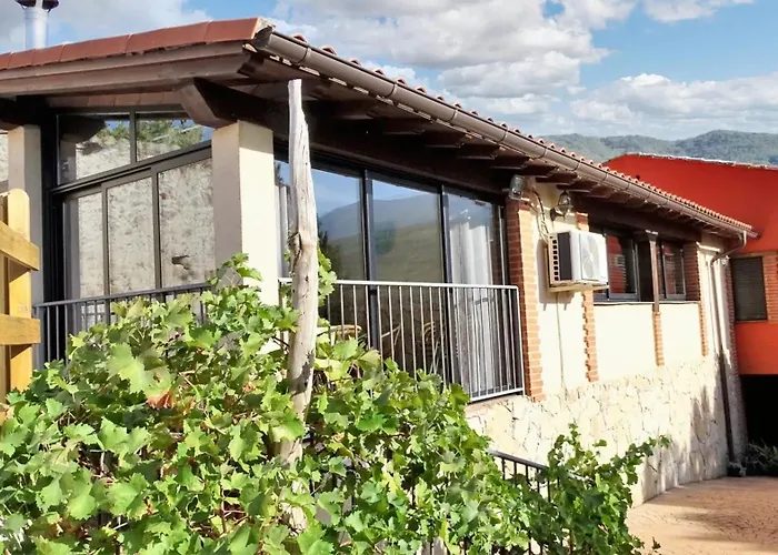 Villa Elegant With Private Pool In Jerte