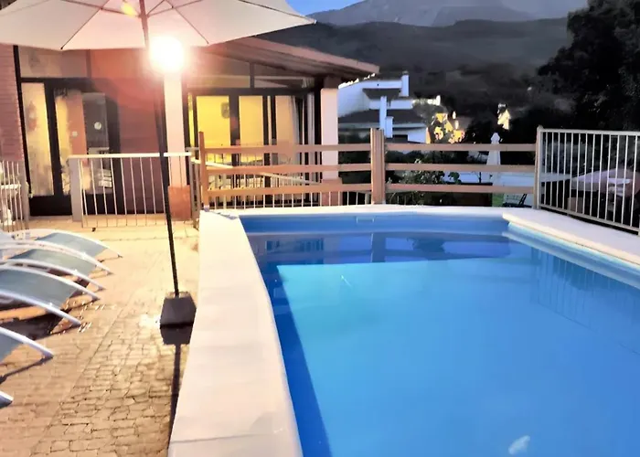 Villa Elegant With Private Pool In Jerte